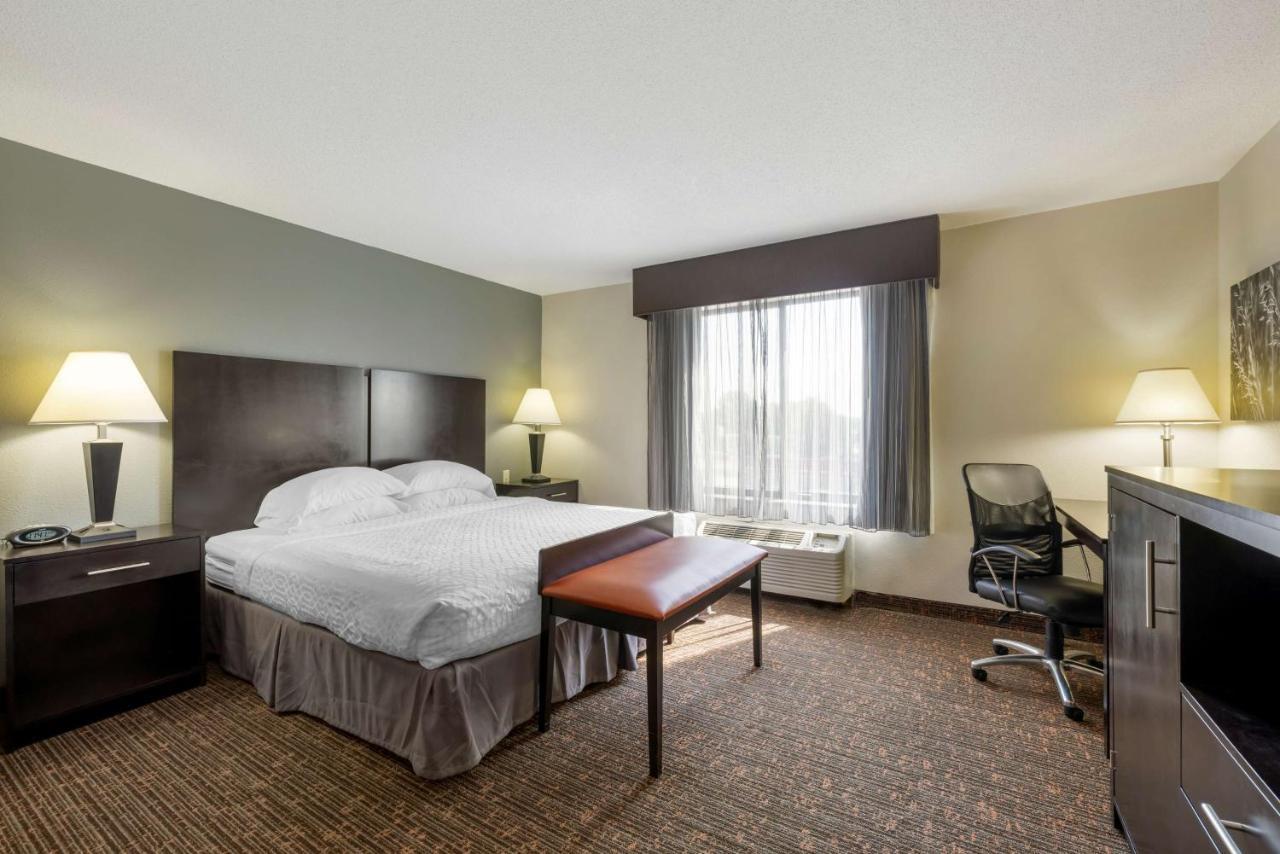 Best Western Plus Omaha Airport Inn Carter Lake Εξωτερικό φωτογραφία